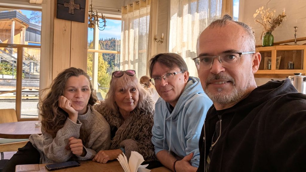 2 (2)